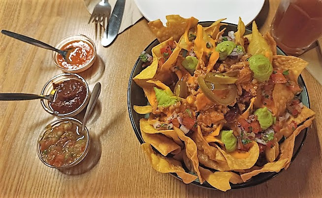 Serpiente Emplumada Mezcalería